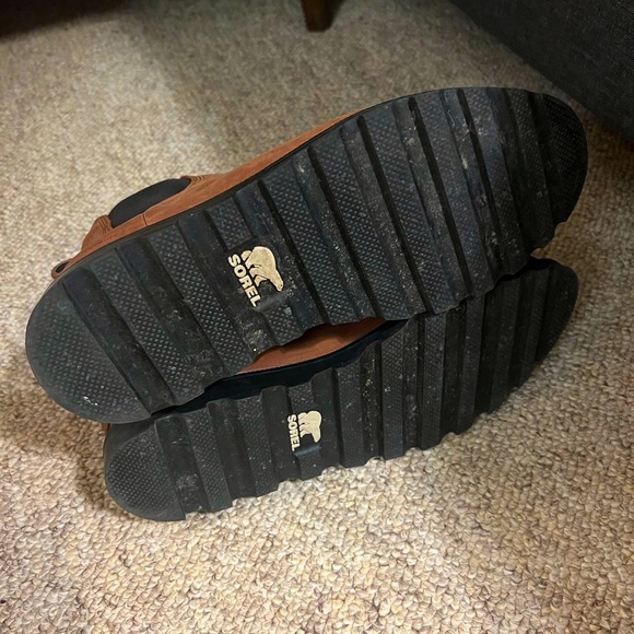 Sorel Waterproof Boots EUC - Picture 9 of 9